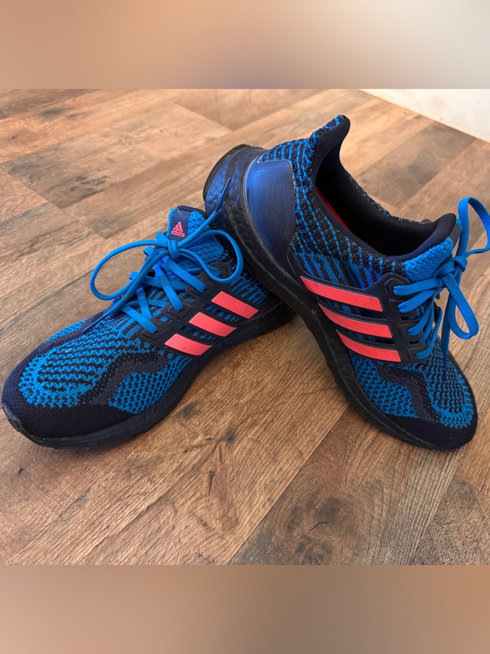 adidas Ultra Boost 5.0 DNA Black Legend Ink Turbo